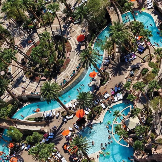 Explore the Unique Features of 6 of the Best Las Vegas Pools