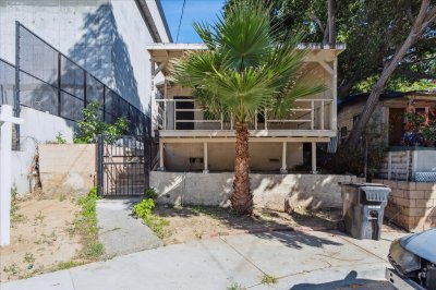 818 N Record Ave, Los Angeles CA 90063